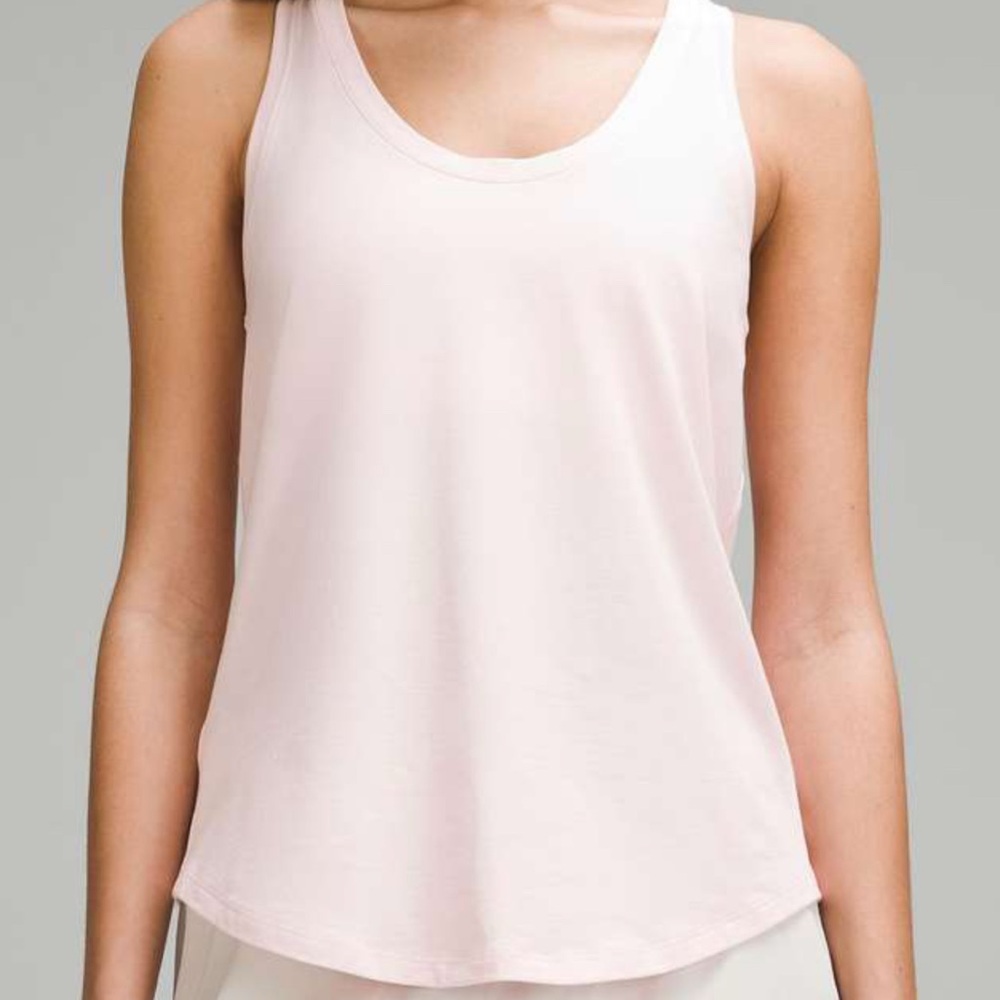 Great condition LULU LEMON Love tank in soft pale pink!